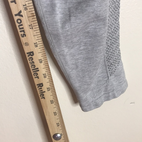 - Fabletics Sync High Waist Perforated Compression Heathered light Gray leggings - Picture 7 of 12
